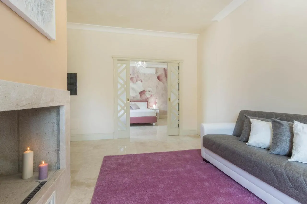 Villa Furoa Quartu SantʼElena Italie